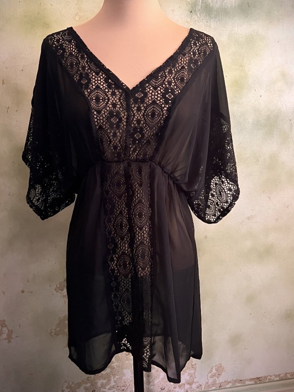 Black Sheer Lace Kimono Tunic Cover-Up V Neck Boho Romantic